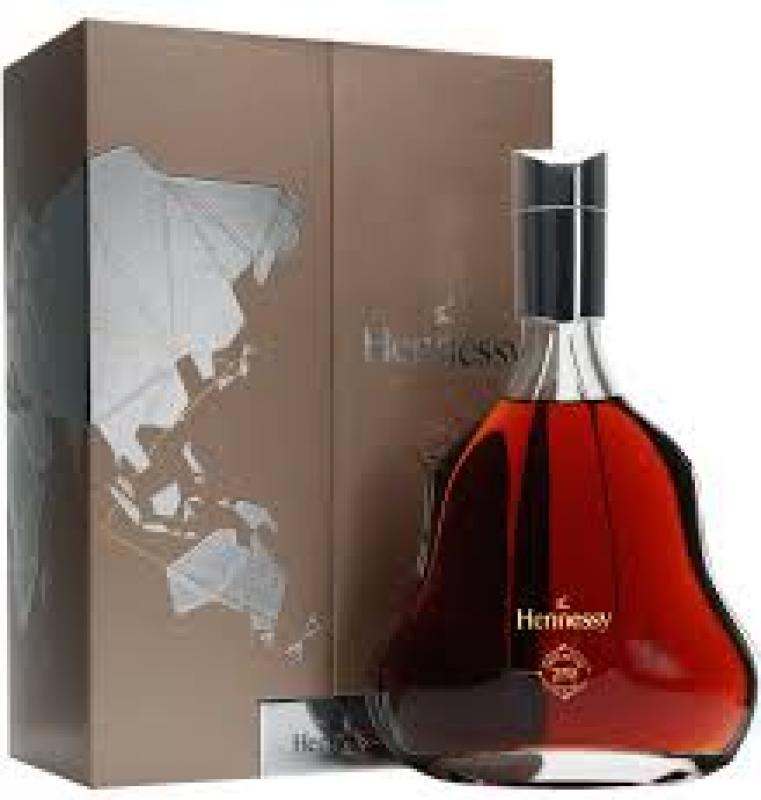 Hennessy "250 Collector Blend" в подарочной коробке