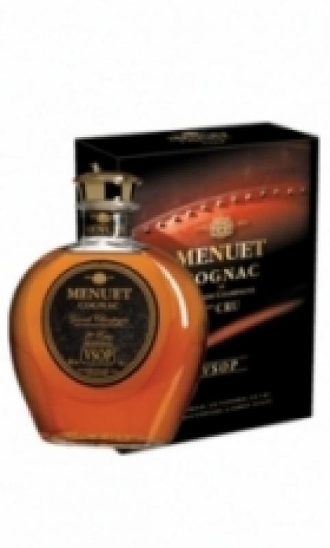 Menuet V.S.O.P. в графине и подарочной коробке