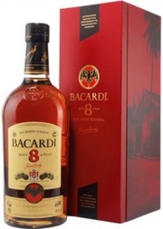 "Bacardi" Gran Reserva 8 Anos, gift box