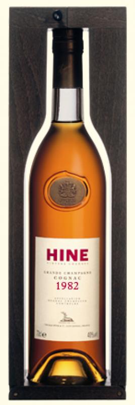 Hine Vintage 1982 в деревянной коробке