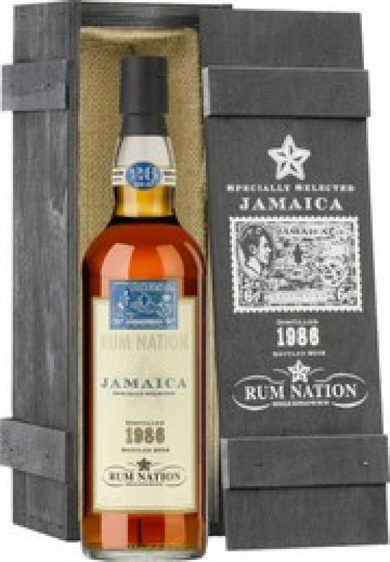 "Rum Nation", Jamaica 26 Years Old, 1986, wooden box