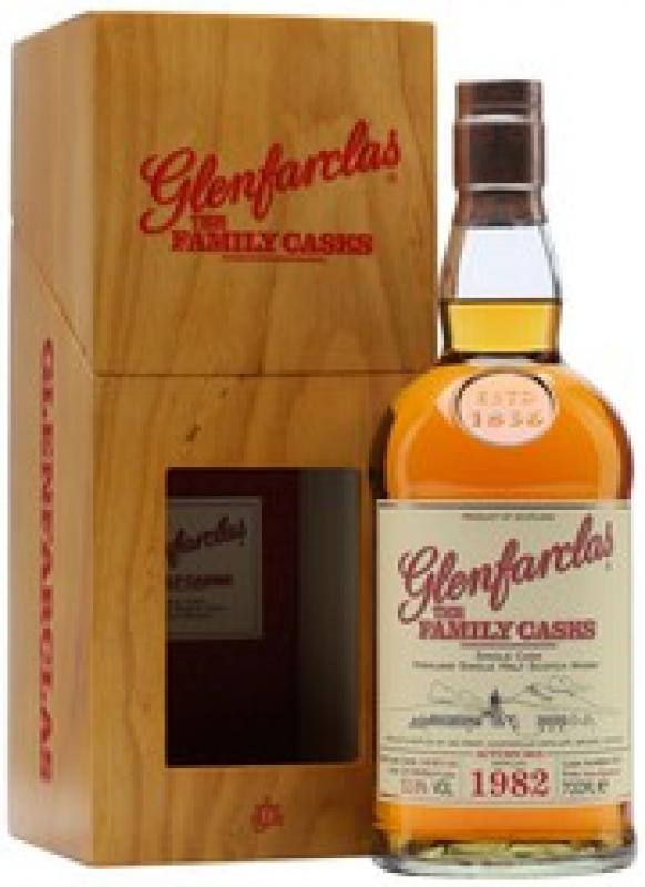 Glenfarclas 1982 Family Casks (53,8%), in gift box