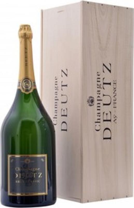 Deutz Brut Classic, wooden box