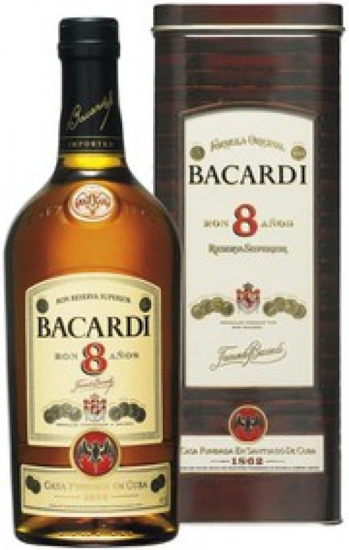"Bacardi" 8 years, gift box