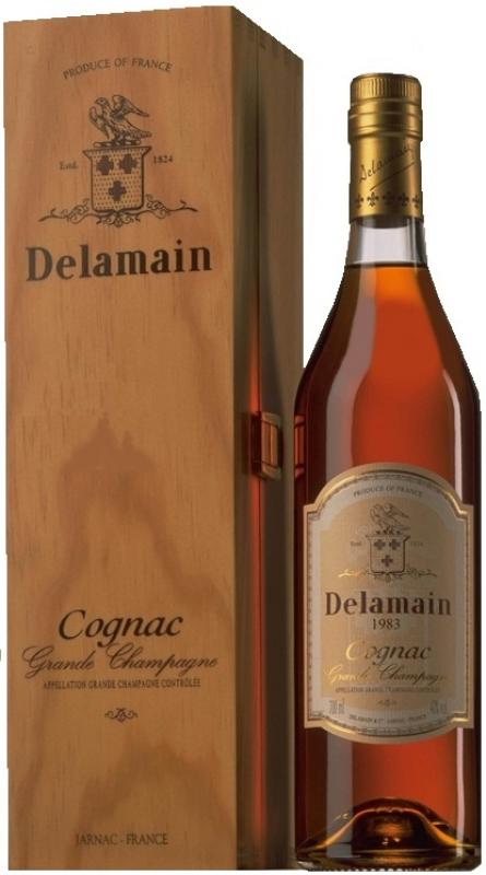 Delamain, Vintage 1983 в деревянной коробке