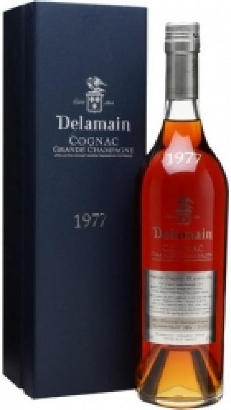 Delamain, Vintage 1977 в подарочной коробке