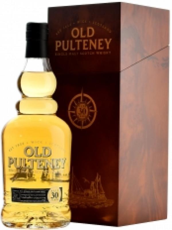 Old Pulteney 30 Years Old, wooden box