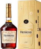 Hennessy V.S. в коробке